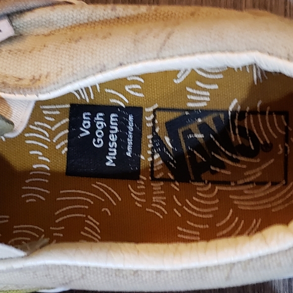 ~SOLD~VANS Limited Edition Van Gogh Skull Slip-on - Picture 3 of 4